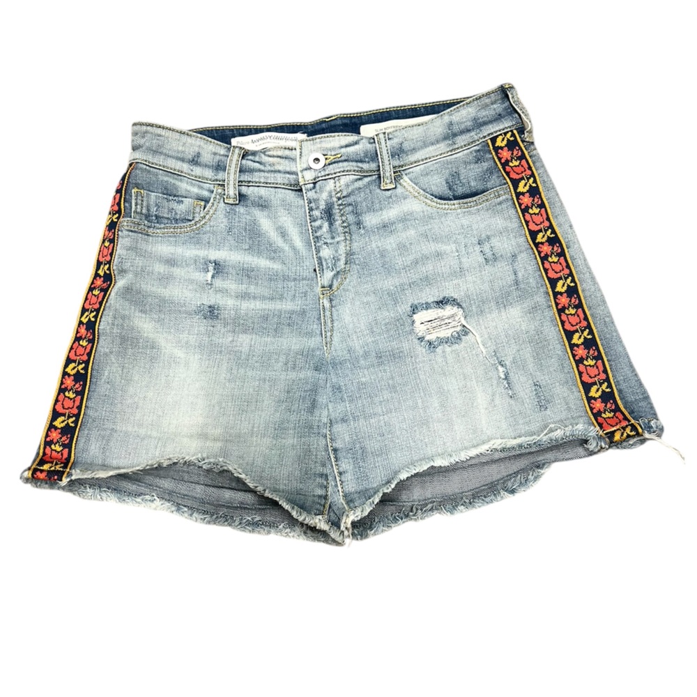 Anthropologie Shorts Anthropologie Pilcro Boyfriend Distressed Cut Off Jean 26
